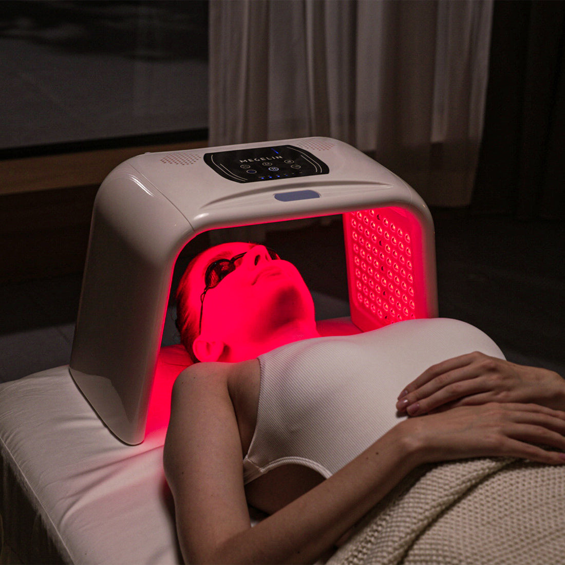 Voruva™ - LED Light Therapy